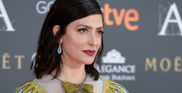 Bárbara Lennie wearing Suárez jewelry at the Goyas.