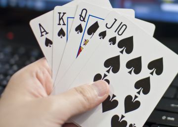 Partida de póker online.