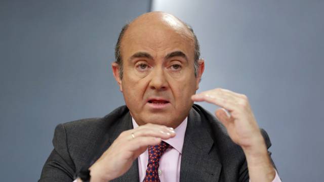 El ministro de Econom&iacute;a, Luis de Guindos.