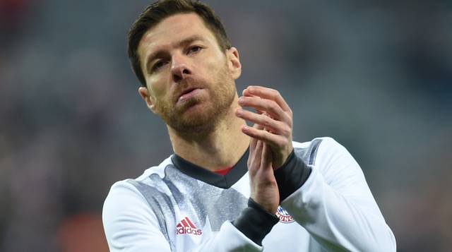 Alonso con la camiseta del Bayern.