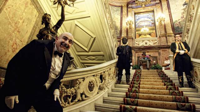 Una de las escaleras del Palacio de Linares