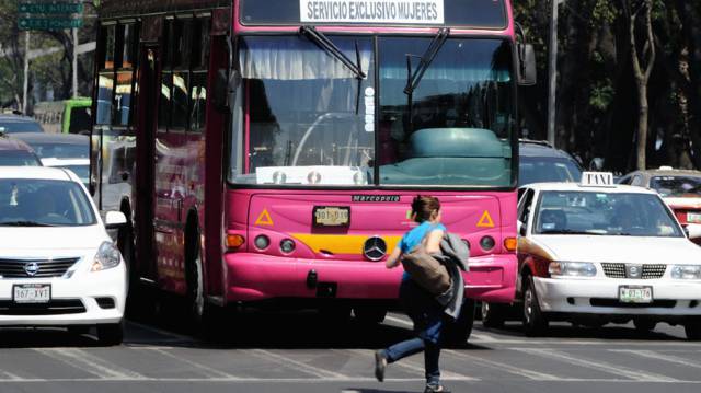 Siete ideas para acabar con el acoso a las mujeres en el transporte público