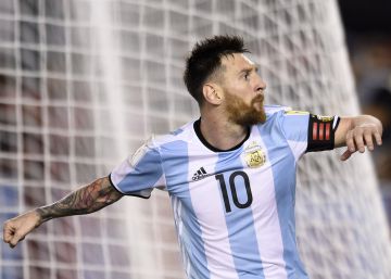 Argentina derrota a Chile gracias a un penalti de Messi y respira en las eliminatorias