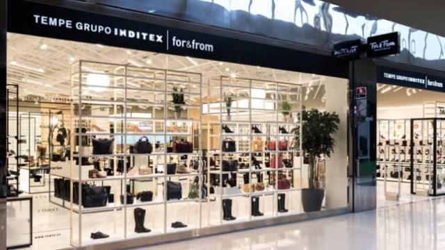 Tienda For&From de Tempe en Culleredo (A Coruña).