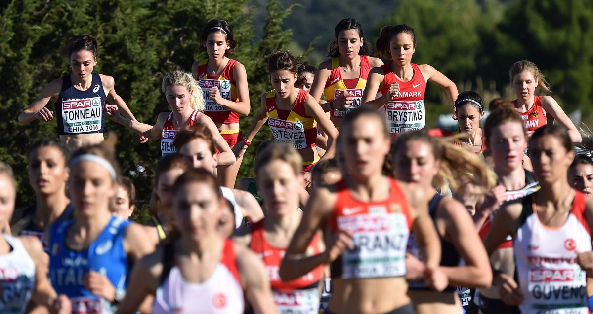 Una carrera de mujeres en diciembre de 2016.