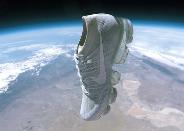 ¿Por qué las marcas se empeñan en enviar sus productos al espacio?