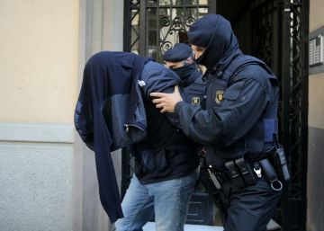 Four suspects in Barcelona arrested over links to Brussels terror attacks