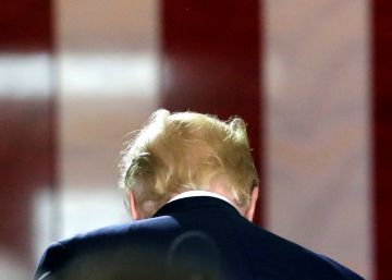 U.S. President Donald Trump leaves after attending the U.S. Holocaust Memorial Museum's "Days of Remembrance" ceremony in the The Capitol Rotunda on Capitol Hill, in Washington, DC, U.S April 25, 2017. REUTERSYuri Gripas