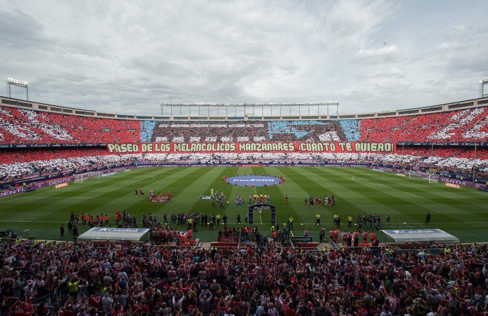 El tifo del Calderón el día del último partido del Atlético.