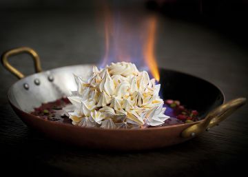 De primero, envejecer lo moderno. De segundo, flambearlo