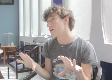 Abril: “Nunca me he sentido identificada con la palabra ‘trans’ porque no quise etiquetarme”