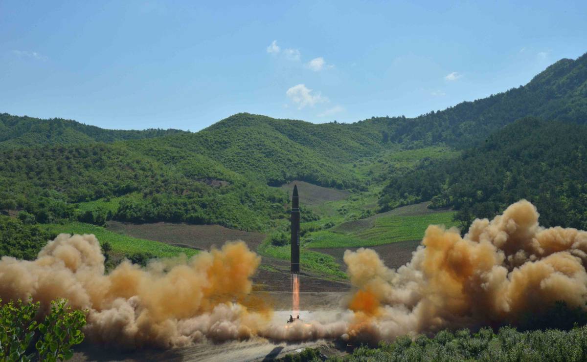 Despegue del misil intercontinental Hwasong-14.