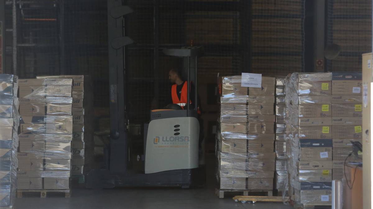 Documentación del 'caso Púnica' en una nave.