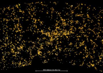 El supercúmulo de Sarasvati, en el centro de la imagen, rodeado otras galaxias.