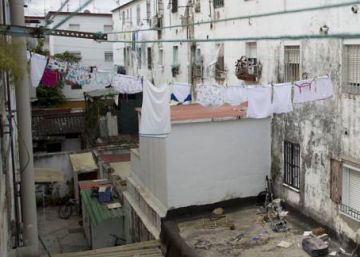 A portrait of life in Spain’s poorest neighborhood: Los Pajaritos