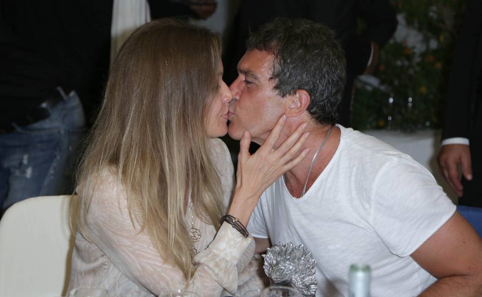 Antonio Banderas y Nicole Kimpel, a ritmo de ‘Despacito’