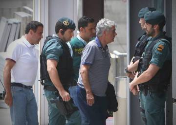 Villar y su hijo Gorka, detenidos por corrupción en la Federación Española de Fútbol