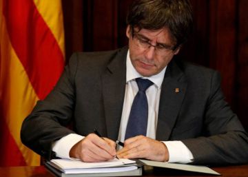Prosecutors take action against Catalan officials after referendum law passed