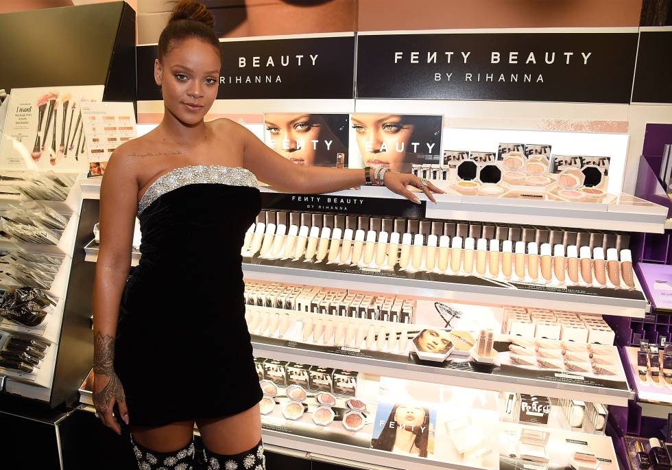 El maquillaje inclusivo (y opcional) de Rihanna
