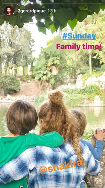 La foto publicada por Piqué de Shakira y sus hijos.