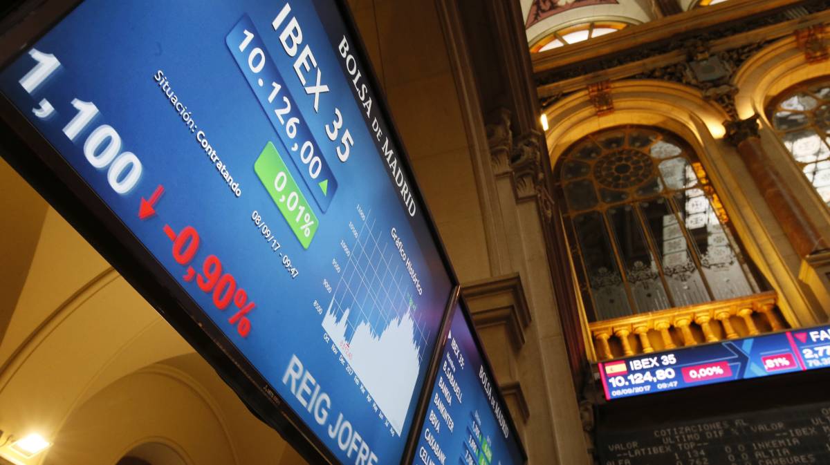 Pantalla de datos en la Bolsa de Madrid.