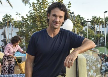 El extenista Carlos Moyá en Marbella.  28092017