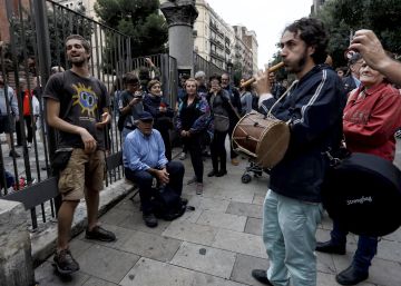 Ambiente electoral en un colegio de Barcelona