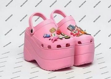Hablamos con el diseñador catalán en el que se 'inspiró' Balenciaga para sus Crocs
