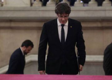 Catalan premier declares, then suspends, independence