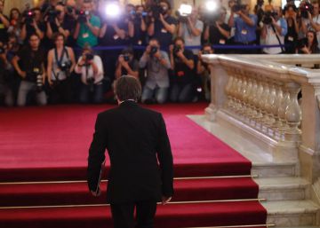 Catalan premier threatens formal vote on independence in letter to Spanish PM