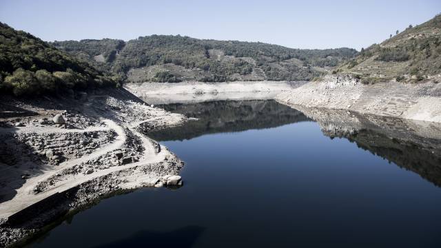 El Embalse de Belesar (Galicia), en miínimos históricos.