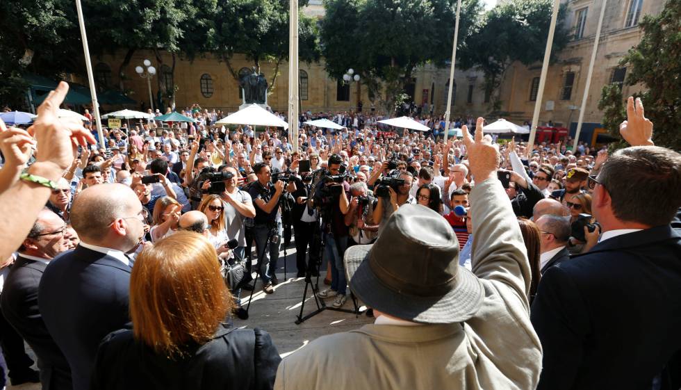 Concentración en La Valletta para condenar el asesinato de la periodista maltesa Daphne Caruana Galizia.