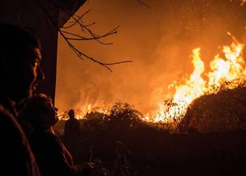 In photos: fighting Galicia’s wildfires