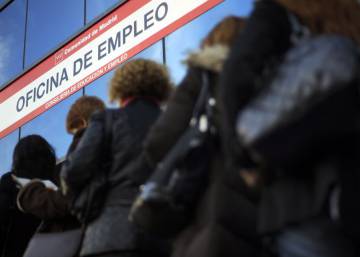 92% of Spaniards believe gender inequality persists, poll finds