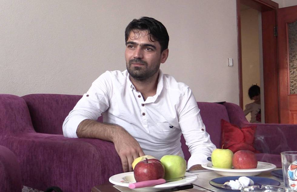 Syrian carpenter Rafat Rayub at his house in Turkey.