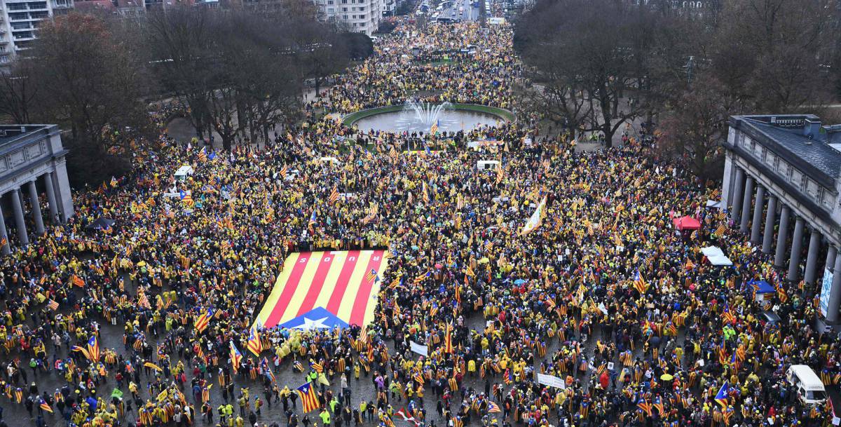 Conflicto "nacionalista" Catalunya, España. [2] - Página 8 1512635800_046652_1512645504_portada_normal