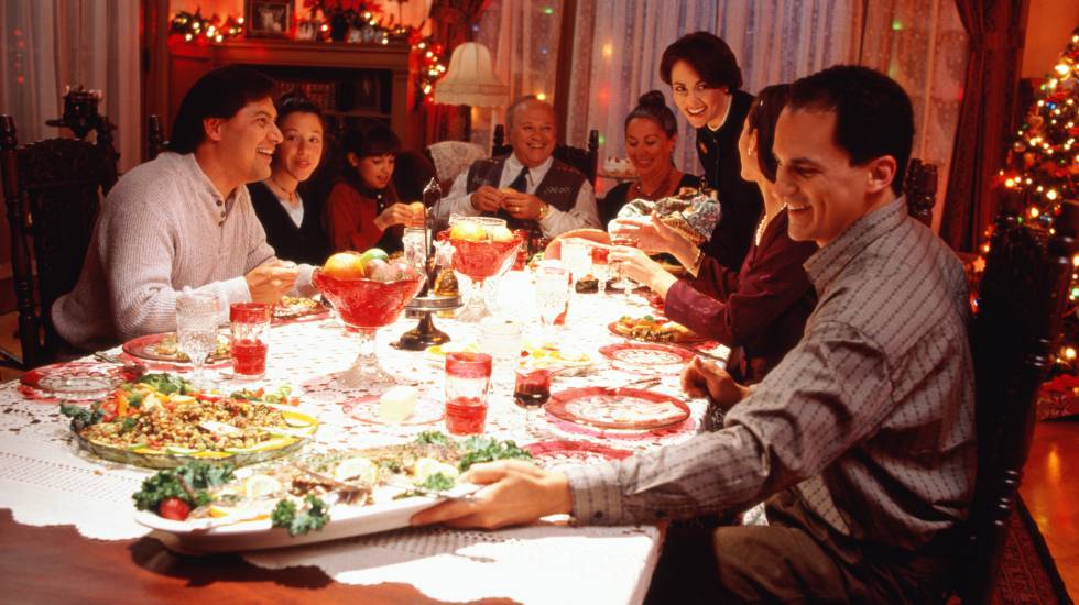 Reunión familiar en las fiestas navideñas.