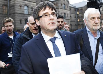 Catalonia, hostage to Puigdemont