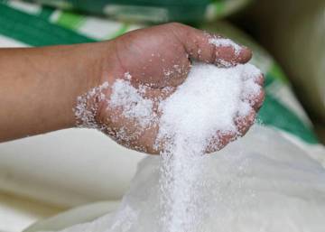 La industria del azúcar lleva décadas manipulando la ciencia