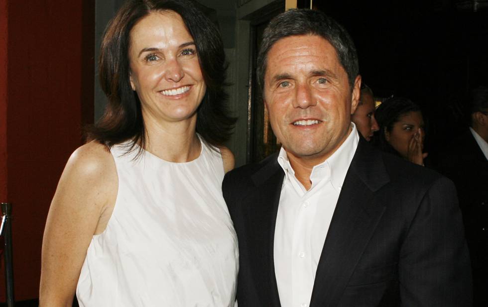 Jill Messick, con el productor Brad Grey, en Los Ángeles.