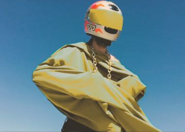 Ni el casco de Valentino Rossi te va a proteger de lo nuevo de Bronquio