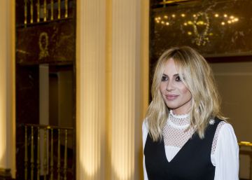 Hay que decidir si España tiene himno o sintonía