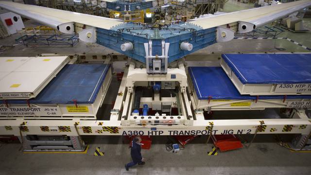 Cadena de montaje en la planta de Airbus en Puerto Real.