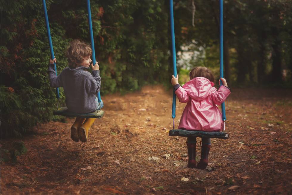 Por qué los niños necesitan jugar al aire libre, según la neurociencia