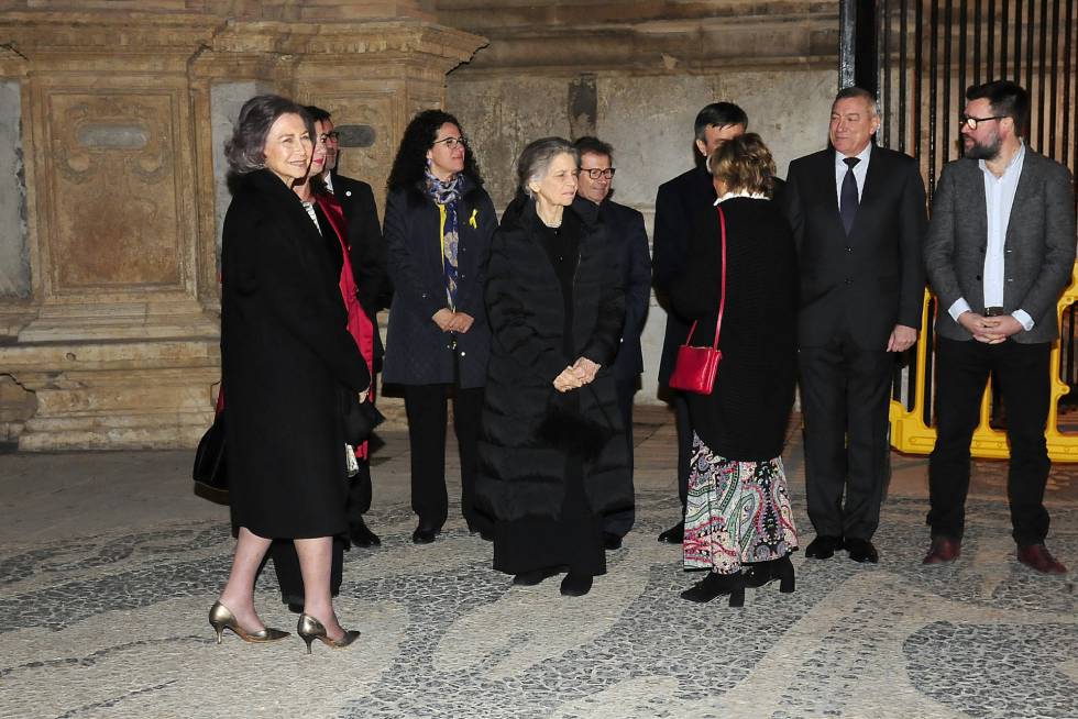 La reina Sofía, a la izquierda, y en el centro su hermana Irene, el pasado lunes.