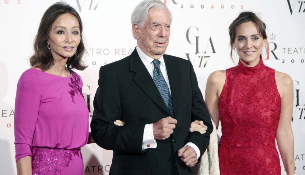 Isabel Preysler, Mario Vargas Llosa  y Tamara Falcó el pasado noviembre en Madrid.