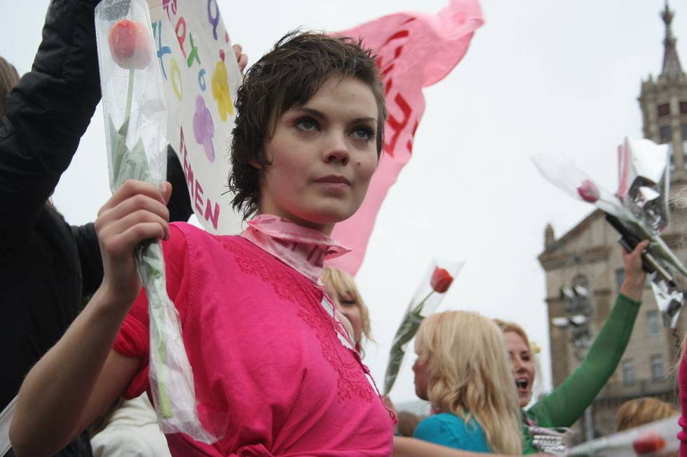 Una vida dedicada al feminismo: hablamos con Oxana Shachko, fundadora de Femen