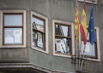 Catalan deadlock affecting not just politics, government workers warn