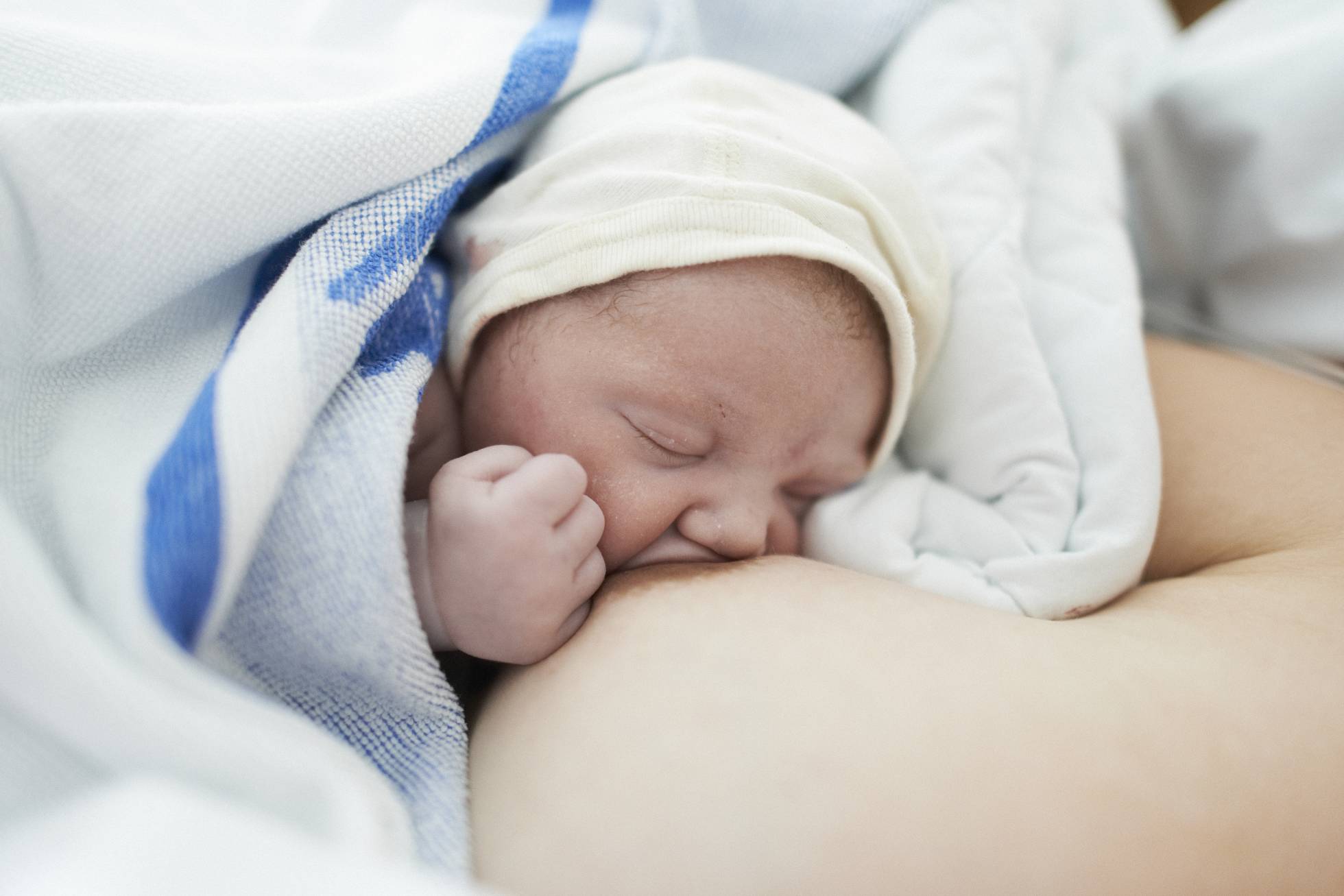 Más de 820.000 niños salvarían la vida cada año con la lactancia