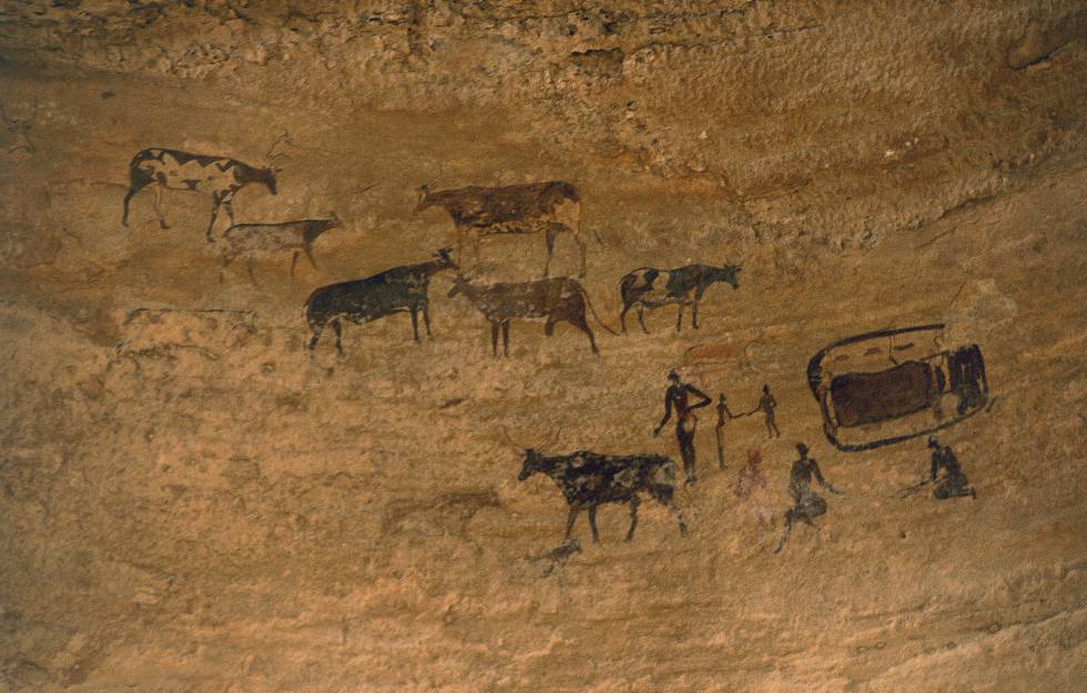 Pintura rupestre de uma cena cotidiana com gado no Neolítico, em Tassili n’Ajjer (Argélia).